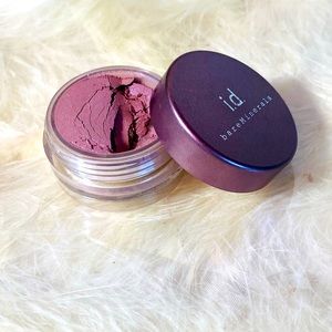 Bare minerals eye color